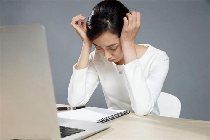 烦躁不安是什么意思