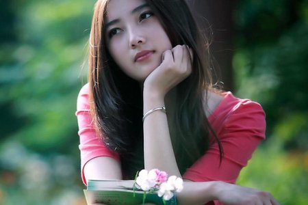 祝美女越来越漂亮简短句子怎么说？