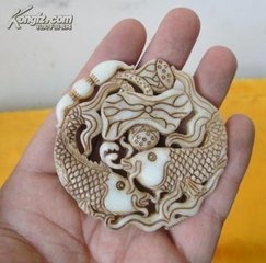 有关双鱼玉佩的五张图片