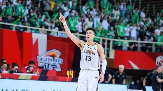 郭艾伦采访看哭了，如何看待郭艾伦在比赛后落泪？