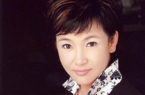 《幸福来敲门综艺节目》的主持人是谁？