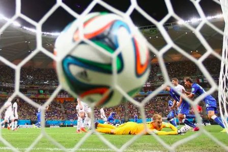 世界杯冠军有卫冕成功的吗