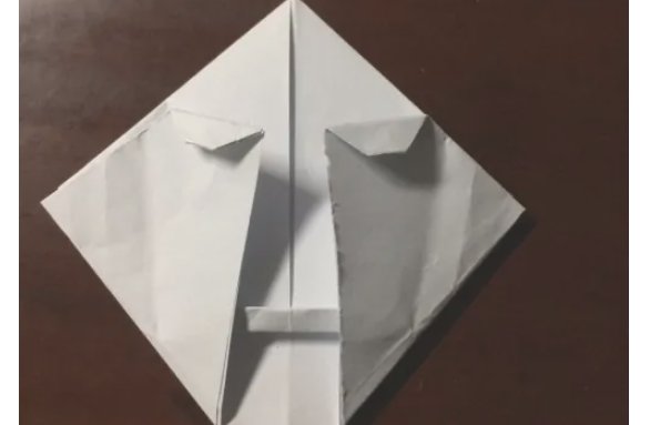 如何折一个奥特曼