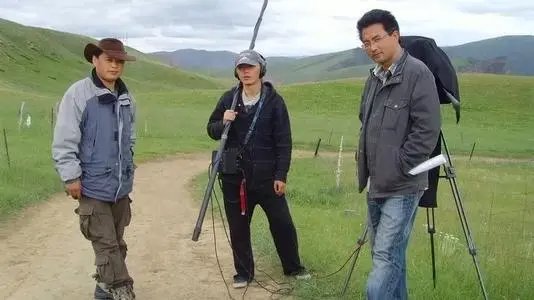 《天山传奇》电影的导演是谁？