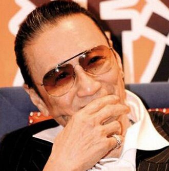 83岁谢贤深夜突发脑梗去世，经纪人火速回应此谣言，谢贤的身体状况如何？