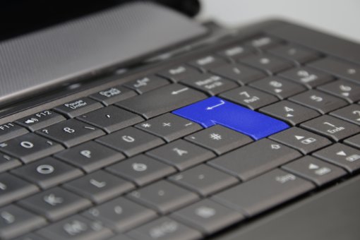 上计算机培训班一般要多少钱