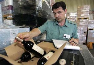 俄罗斯假酒中毒事件已致34死，事件的责任该由谁来承担呢？