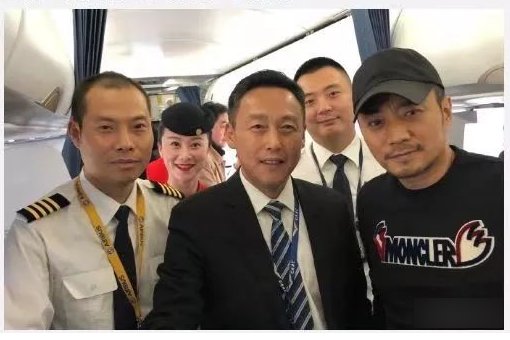 《中国机长》的原型人物死了吗？