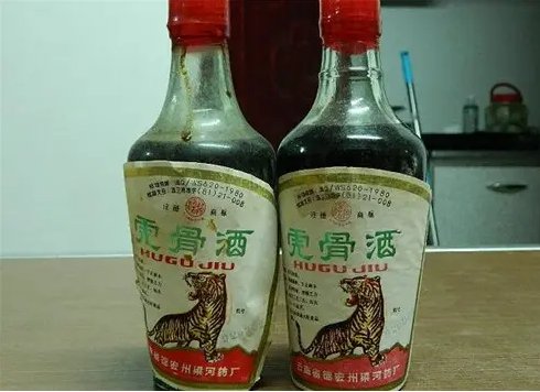 虎骨酒的原料主要是什么？