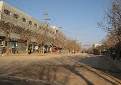 尘土纷嚣怎么造句