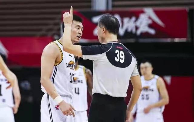 郭艾伦采访看哭了，如何看待郭艾伦在比赛后落泪？