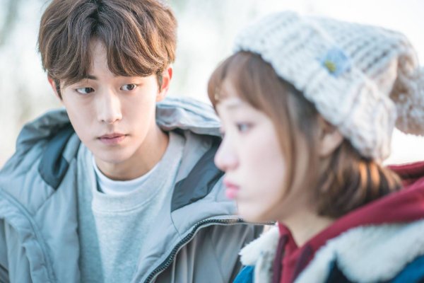 追求未果，山东一已婚男杀害同事，事发前有何异常？