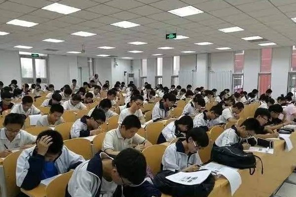 2015年山西高考分数线